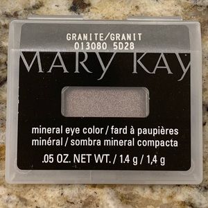 Mary Kay Granite eyeshadow eye color